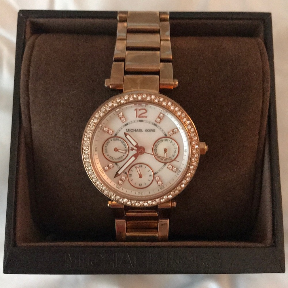 Michael Kors rose gold watch